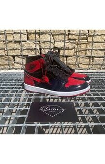 Air Jordan 1 Retro High OG Patent Bred