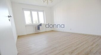 Pronájem pěkného bytu 3+1/L, 85m2, ul. Miranova, Praha 10 -