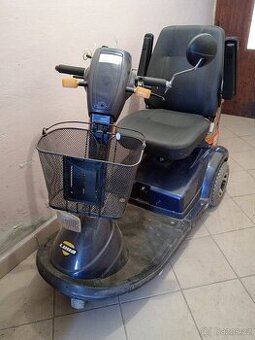 Elektrický invalidní vozík zn.Luna