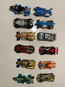 12 hotwheels autíček