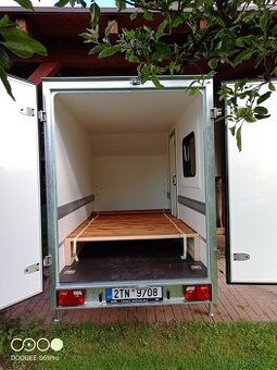 Skříňový přívěs - mini karavan