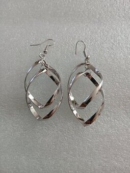 Bižuterie zpouti 30 kč kus