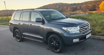 land Cruiser lc200, j200 4.5 V8 top stav, 242t km - 1