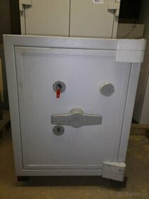 Trezor Wertheim CPS 850 (BT:III)