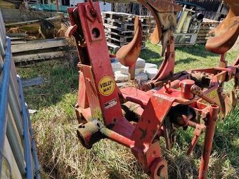 Prodám pluh oboustranný dvouradličný Obracák