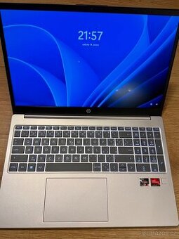 HP/15,6\" IPS/ AMD Ryzen 3/ 8GB RAM/ SSD 512GB/ WIN 11 Hom