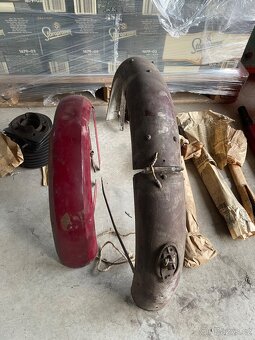 Jawa Pérák díly různé