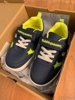 Nové tenisky Bubblegummers 26