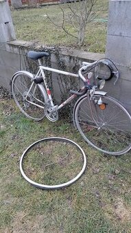 Staré kolo Es-Ka Premier