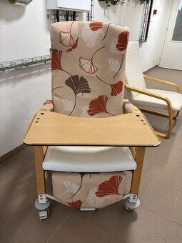 Polohovací křeslo Linet