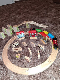 dřevěné kolejky - sada - elektrická mašinka, vagonky