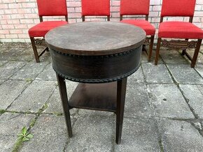 Starožitný nábytek - stolek kulatý s poličkou