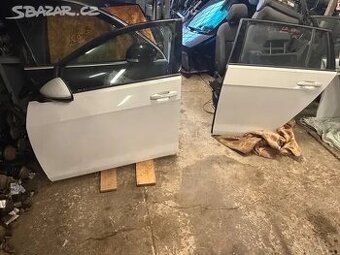 Levé predni a zadní dveře VW Golf 7 variant bílá LC9A