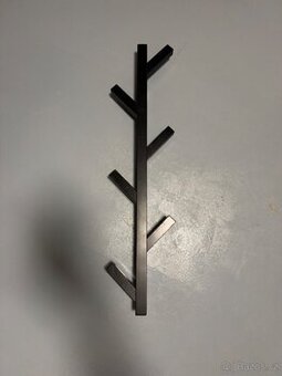 Dřevěný věšák