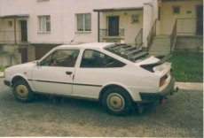 Žaluzie na zadní okno Škoda Rapid a Garde