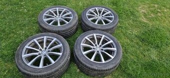 ALU kola + pneu originál VW Touareq 275/45/R20