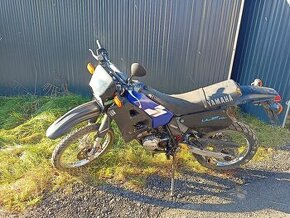 Yamaha DT 125re s original doklady prodám pouze díly