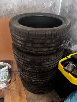 Barum Bravuris 5 255/40 r19