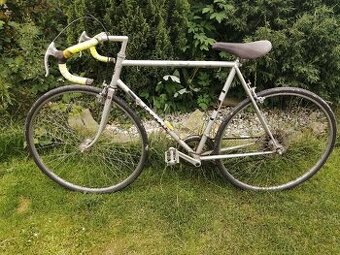 kolo FAVORIT -  silniční -  retro