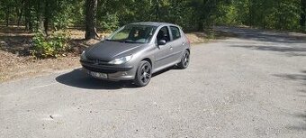 Prodám Peugeot 206 1.4 benzín