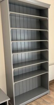 Knihovna Ikea Liatorp