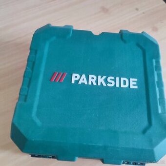 Rázový utahovák parkside