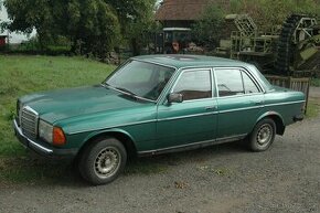 MercedesBenz W123 300D rv 1979 pětivál třílitr manuál převod