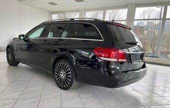 Mercedes-Benz E200CDi // plný autorizovaný servis