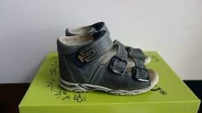 Dětské sandálky/papuče zn. BOOTS4U, vel. 27