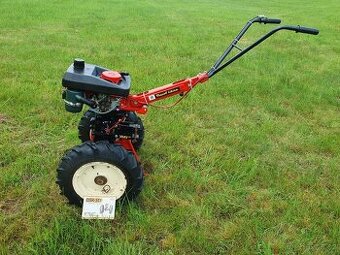 Prodám malotraktor Vari,  málo používaný,  hezký stav