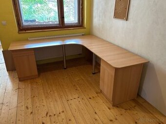 Rohový stůl - 1