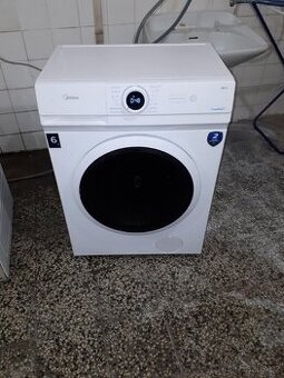 Midea MF 100MF60-CZ 1 1/2 roku stará málo používaná
