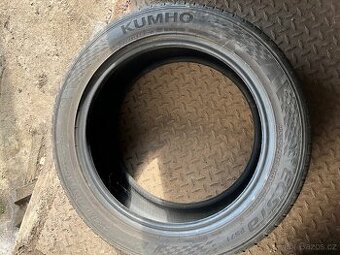 255/45 R18 Kumho