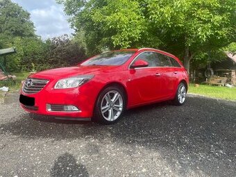 Opel Insignia 2.0 CDTI 4x4 • 118kW • Infinity • Tažné