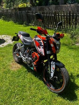 KTM Duke 125 2011