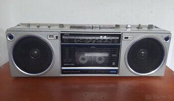 Stary funkční Panasonic RX-F20