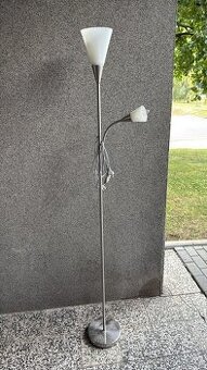Stolní lampa