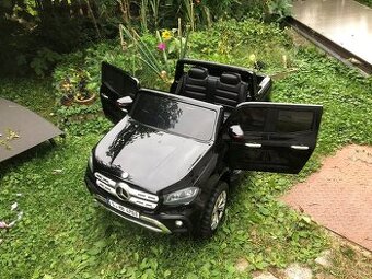 Dětské elektrické autíčko Mercedes Benz X-Class 4x4
