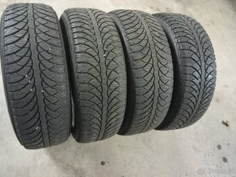 Zimní pneu 15".
