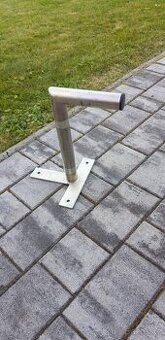 Držák satelitní antény