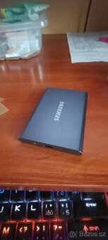 Samsung 2TB SSD externí disk