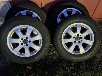 Alu kola s pneu zimni Mercedes 235 65 R17.