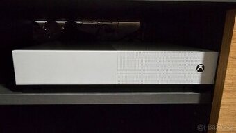 Microsoft Xbox One S All-Digital Edition