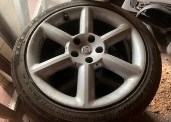 Alu R18 Nissan 350Z + zimní pneu