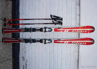 Skoro nové carvingové lyže 162 cm slalomky Elan, bezvadné.