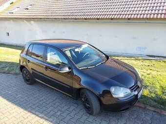 Volkswagen GOLF V  1,9 TDI, 5 dveří , TOP STAV