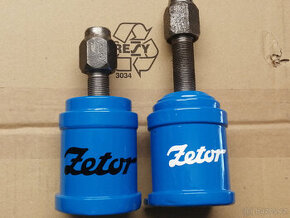 Zetor - stahovák kulových čepů