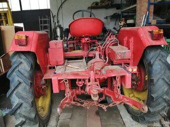Prodám traktor RS