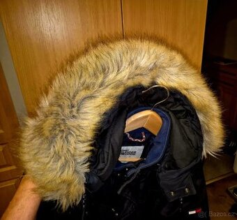 Zimní bunda Tommy Hilfiger