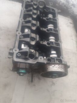 Motor bkp zatím celý,jede ale nemaže